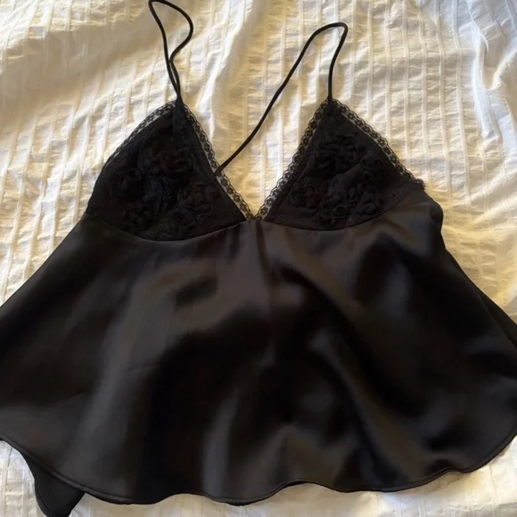 Zara Satin Top - Picture 3 of 5